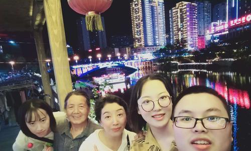 寻找幸福的旅程（一位年轻母亲的故事）