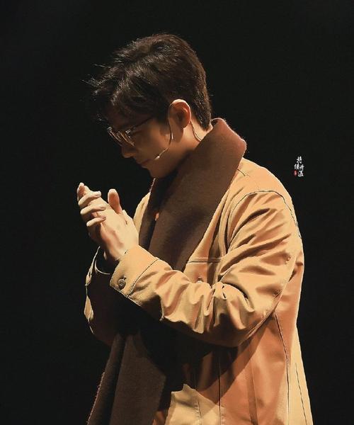 我就是那个少年（勇敢地走自己的路，实现自己的梦想）