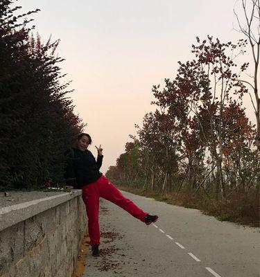 留恋（不舍往事，期待未来）