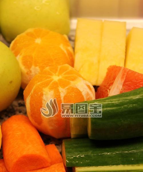 菜园故事（一个普普通通的家庭菜园里的种种奇遇）