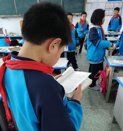 成长的点滴（从经历中汲取力量，走向成长）