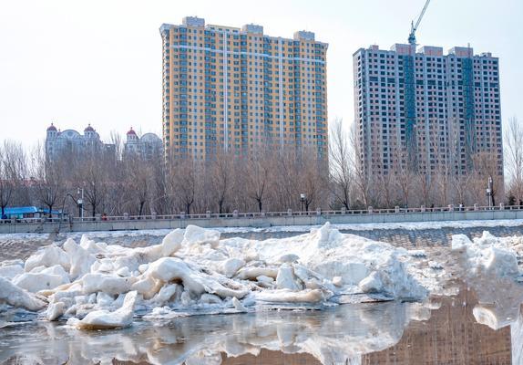 在冰天雪地中，我终于找到了自己（在冰天雪地中，我终于找到了自己）