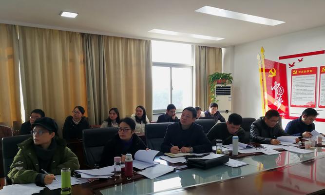 向前走，才能找到真正的自己（勇往直前，挑战自我）