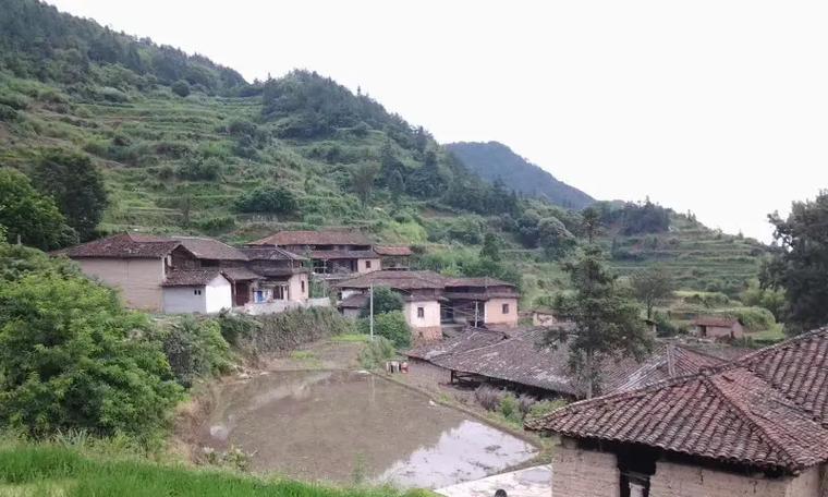 岁月风雨，情深缱绻（岁月风雨，情深缱绻）