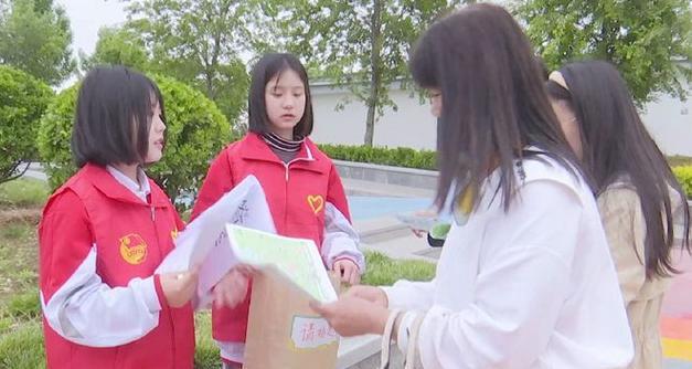 共同收获青春（青春，不止是年华，更是情感的收获）