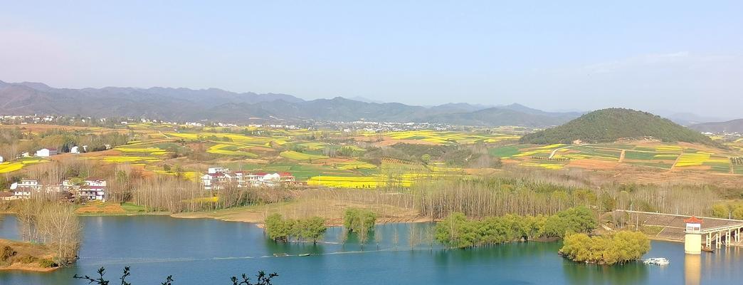 乡村春色（一个小村庄，一个新生命）