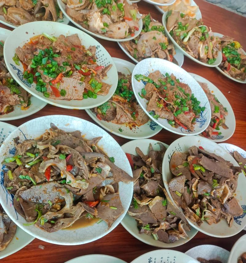 味蕾上的故乡记忆（品味岁月，品尝家乡）