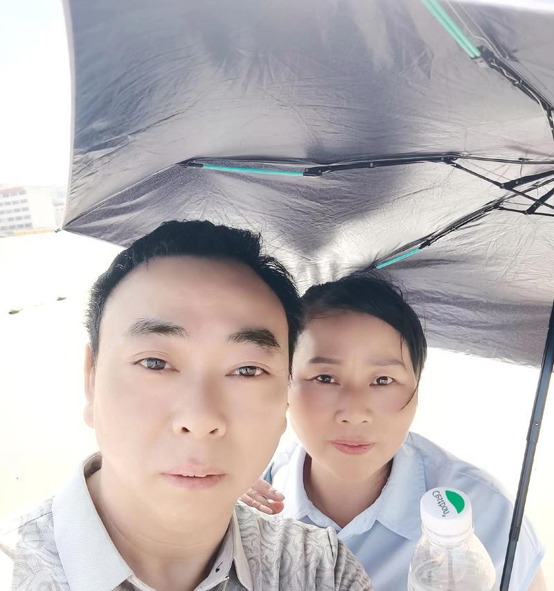 这是一段关于爱情的故事（这是一段关于爱情的故事）