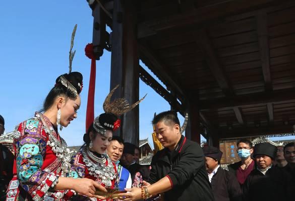 梦想翱翔，小康喜迎（一个普通人的奋斗之路）